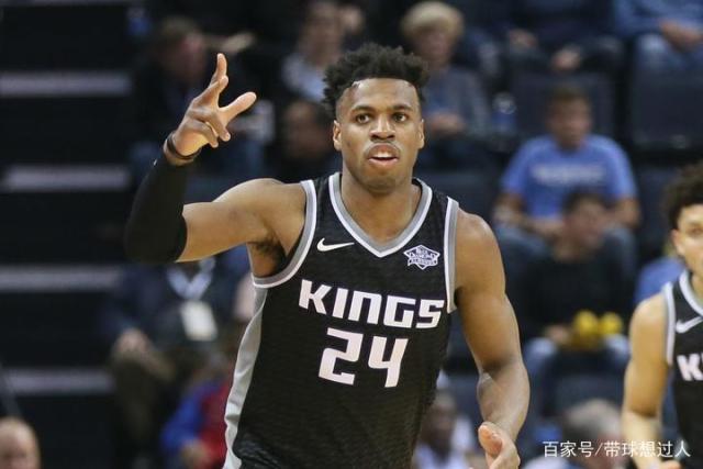 哈弗茨妻子晒怀孕照：我们最大的恩赐